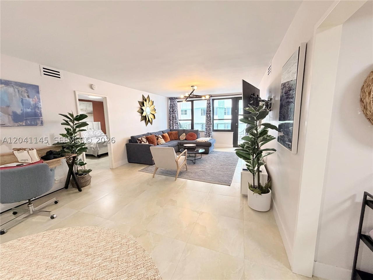 Real estate property located at 5225 Collins Ave #914, Miami-dade, The Alexander Condo, Miami Beach, FL