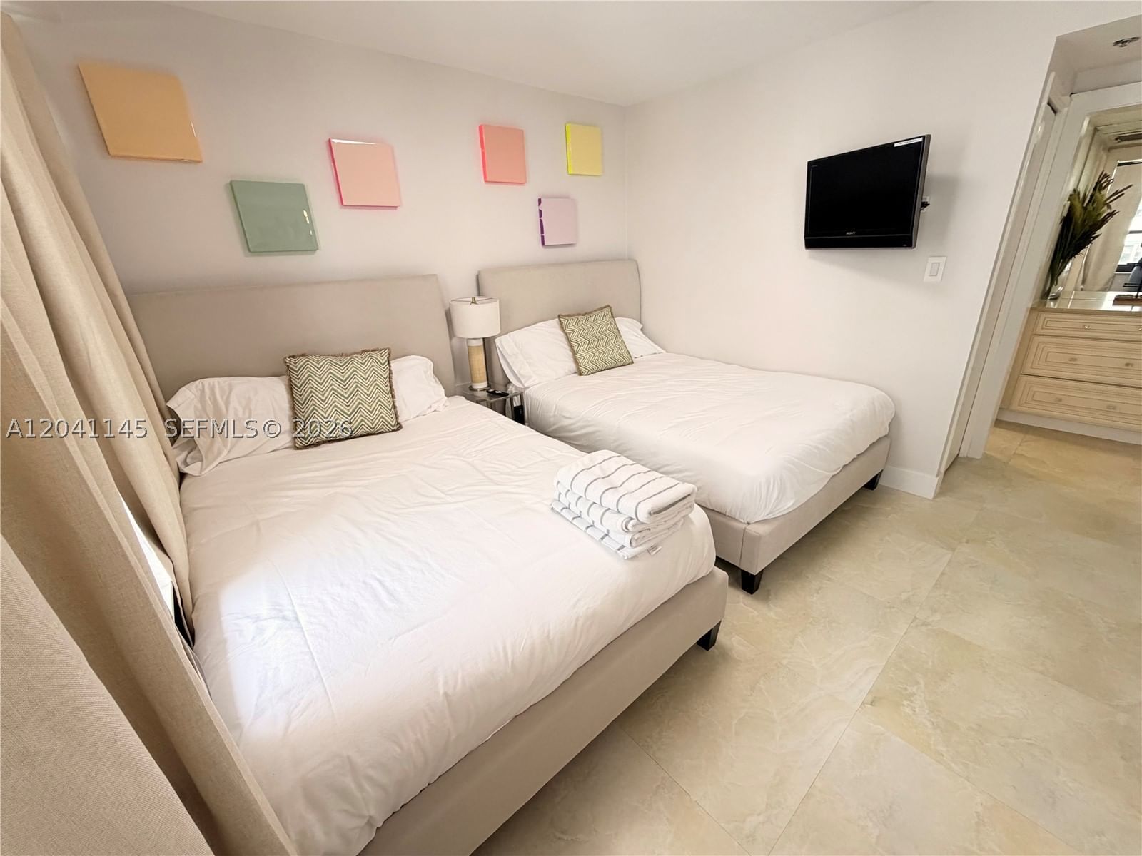 Real estate property located at 5225 Collins Ave #914, Miami-dade, The Alexander Condo, Miami Beach, FL