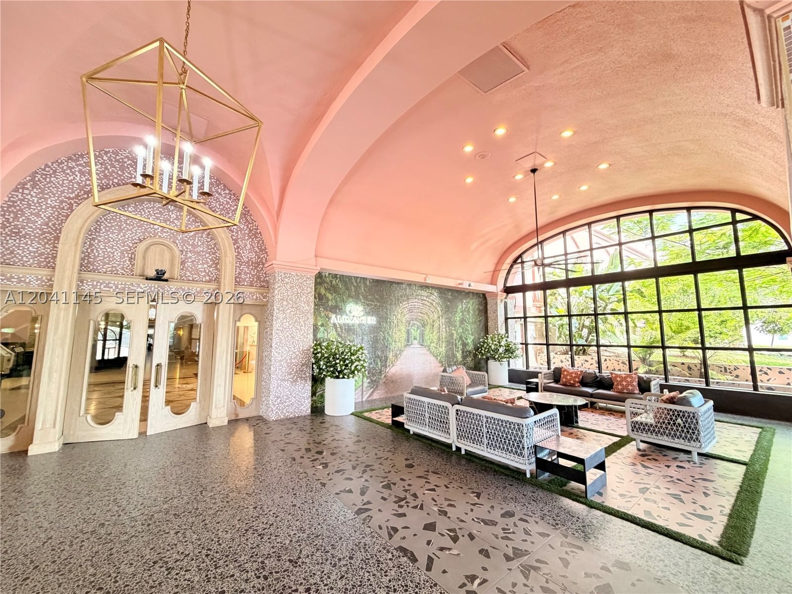Real estate property located at 5225 Collins Ave #914, Miami-dade, The Alexander Condo, Miami Beach, FL