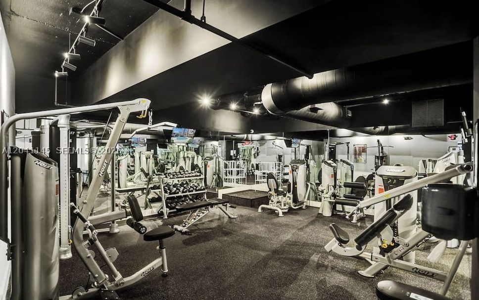 Real estate property located at 5225 Collins Ave #914, Miami-dade, The Alexander Condo, Miami Beach, FL