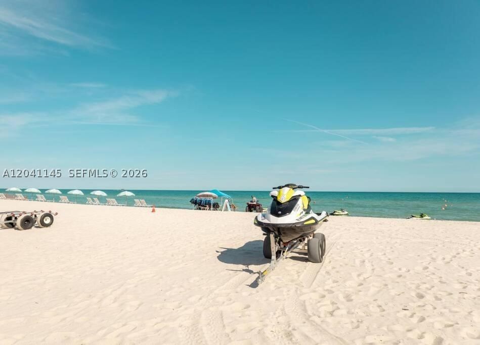 Real estate property located at 5225 Collins Ave #914, Miami-dade, The Alexander Condo, Miami Beach, FL