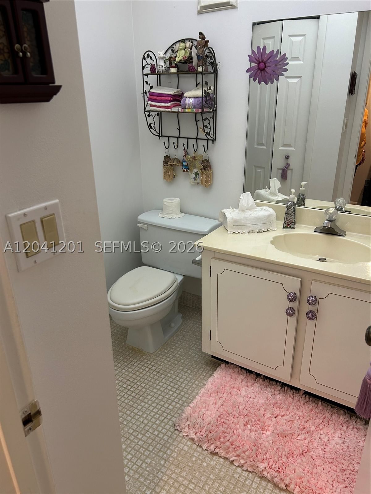 Real estate property located at 16325 Golf Club Rd #304, Broward, Bldg 7 Of Country Club Ap, Weston, FL