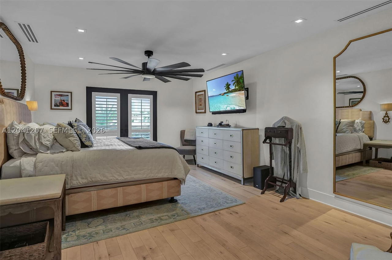 Real estate property located at 16416 32nd Ave, Miami-dade, Eastern Shores, North Miami Beach, FL