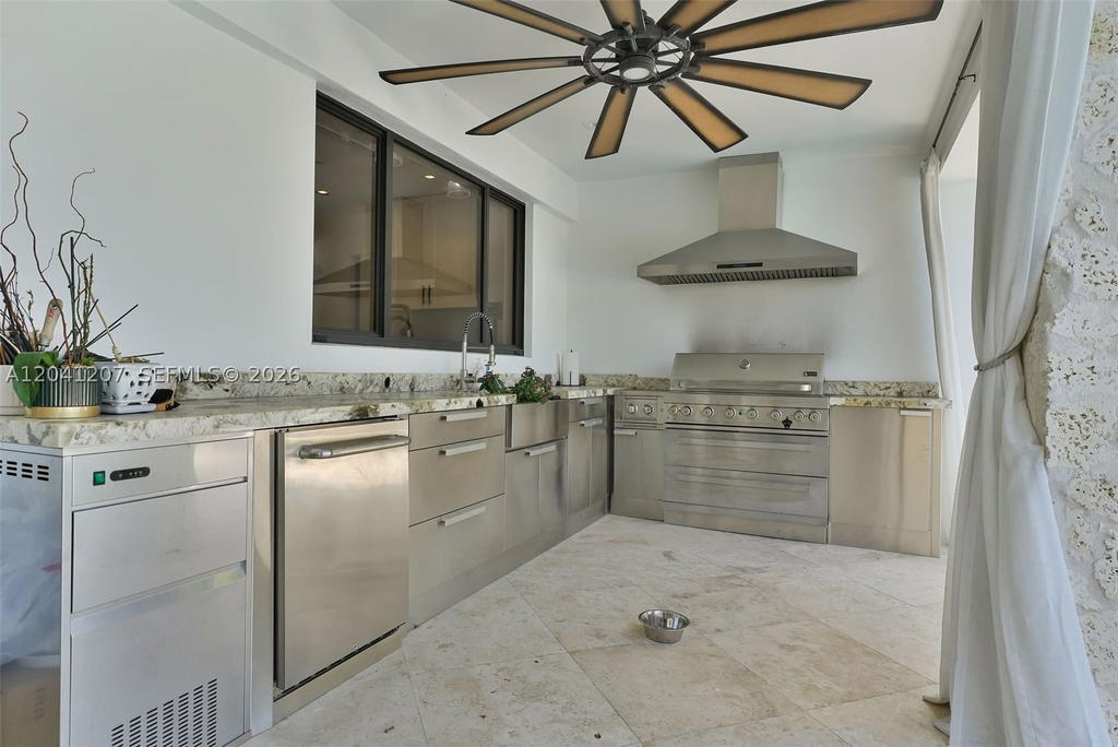 Real estate property located at 16416 32nd Ave, Miami-dade, Eastern Shores, North Miami Beach, FL