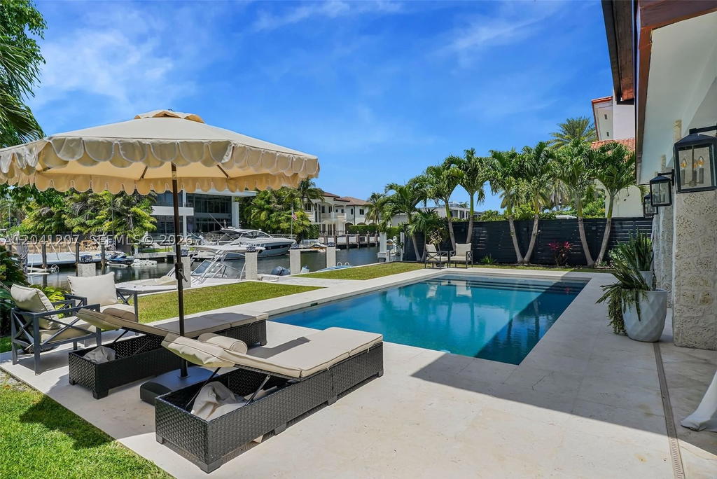 Real estate property located at 16416 32nd Ave, Miami-dade, Eastern Shores, North Miami Beach, FL