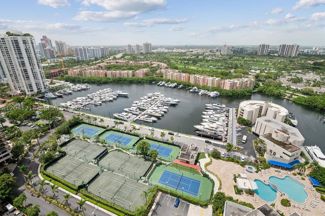 Real estate property located at 19707 Turnberry Way PHC, Miami-dade, Turnberry Isle Condo, Aventura, FL