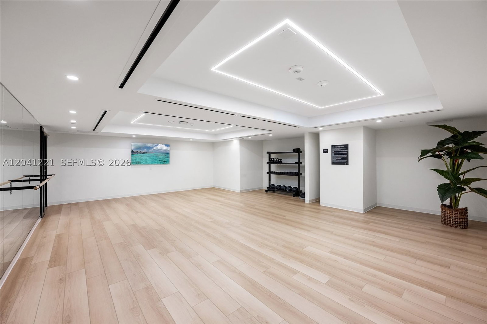 Real estate property located at 225 Miami Ave #1804, Miami-dade, District 225, Miami, FL
