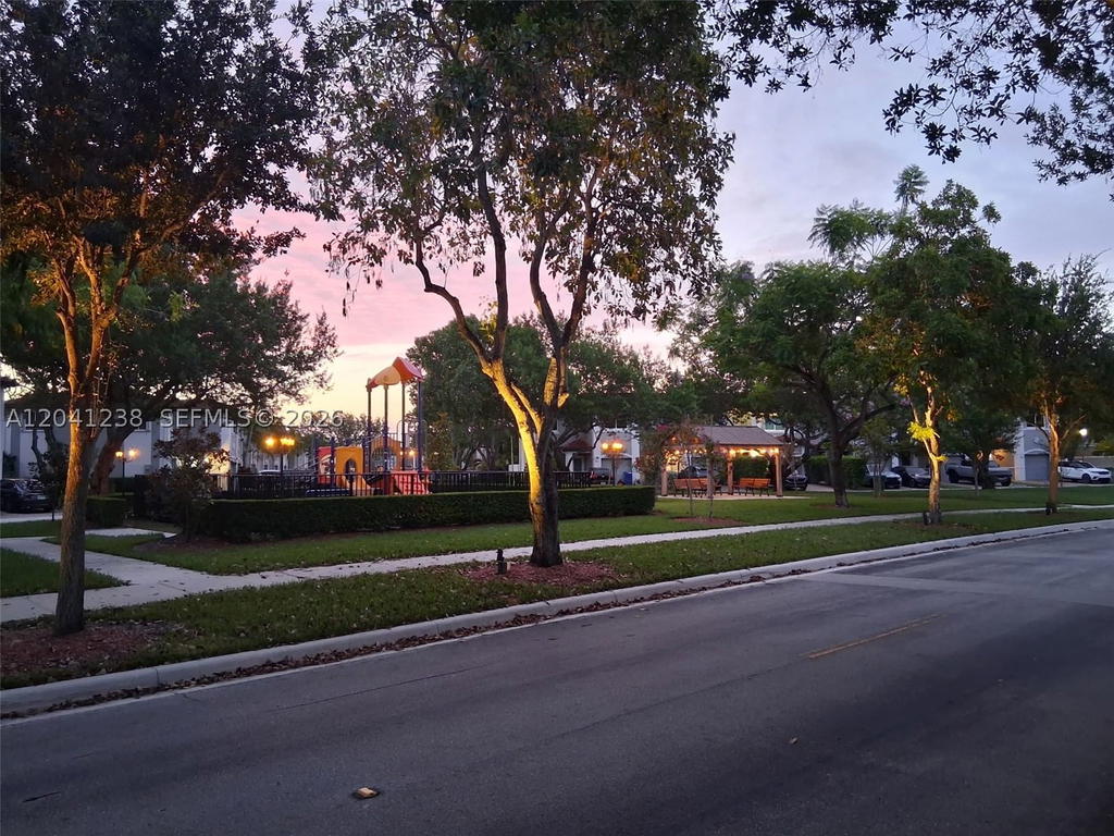 Real estate property located at 12850 28th Ct, Broward, Pod 14 At Monarch Lakes, Miramar, FL