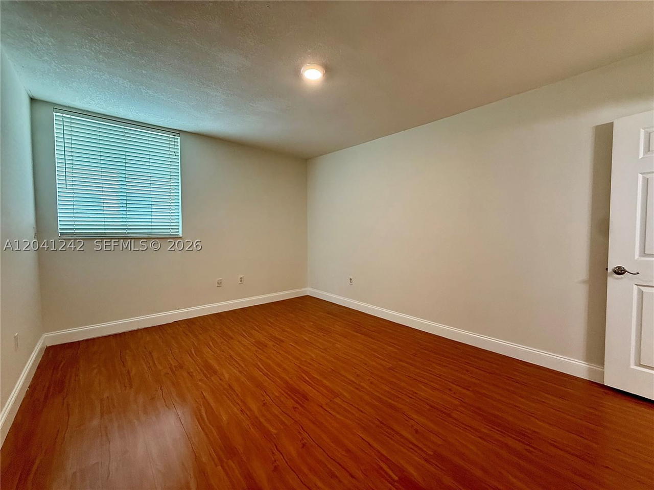 Real estate property located at 7800 Collins Ave #407, Miami-dade, Rond Point Condo, Miami Beach, FL