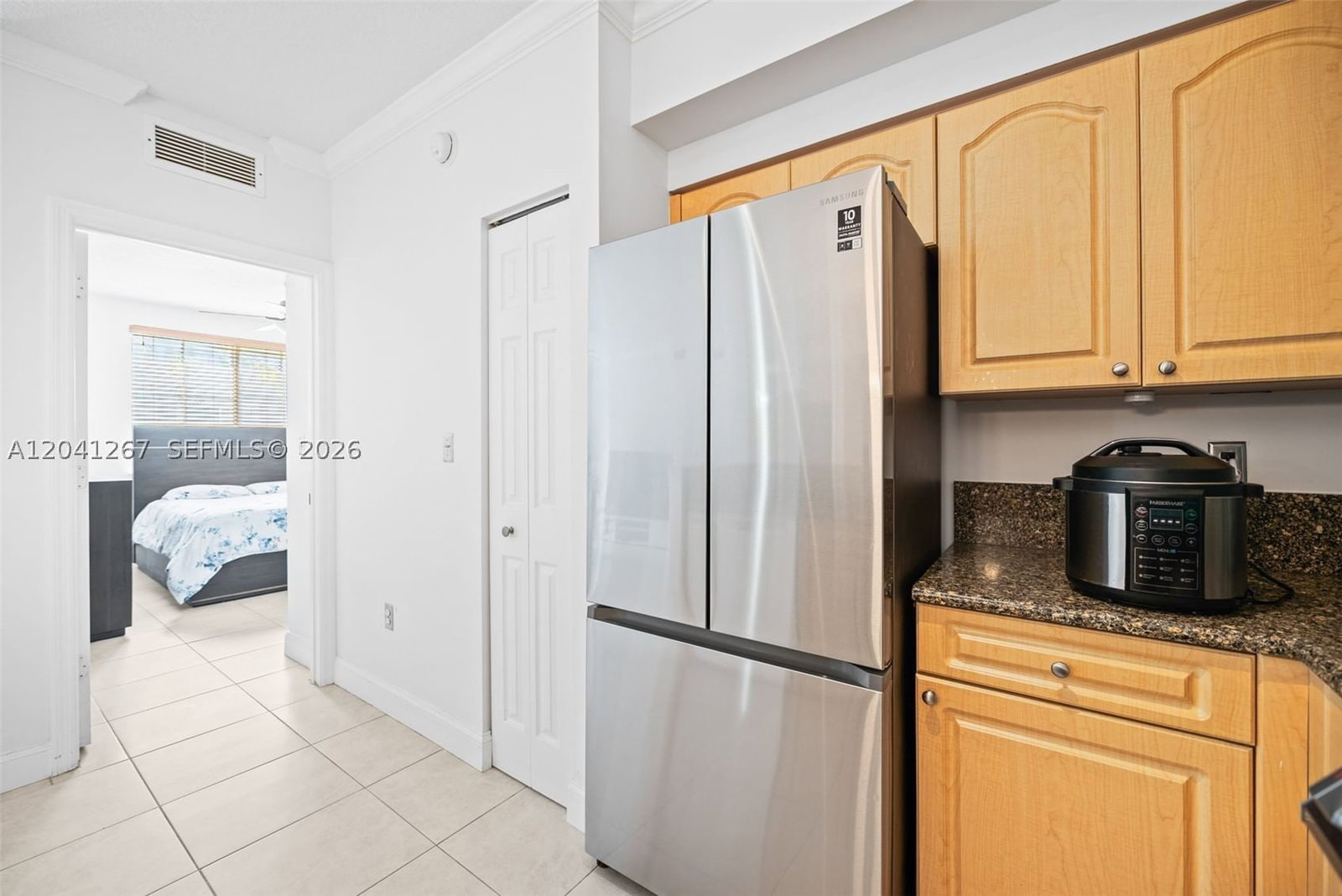 Real estate property located at 6861 44th St #202, Miami-dade, Gables Court Condo, Miami, FL
