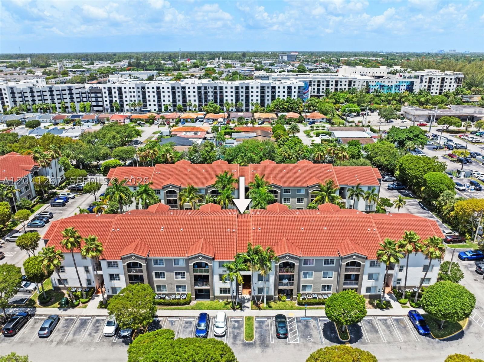 Real estate property located at 6861 44th St #202, Miami-dade, Gables Court Condo, Miami, FL
