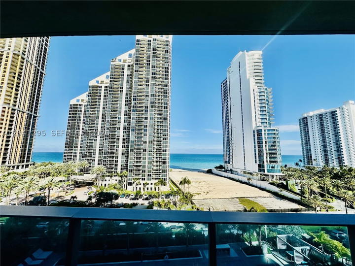 Real estate property located at 17550 Collins Ave #803, Miami-dade, Aurora Condo, Sunny Isles Beach, FL