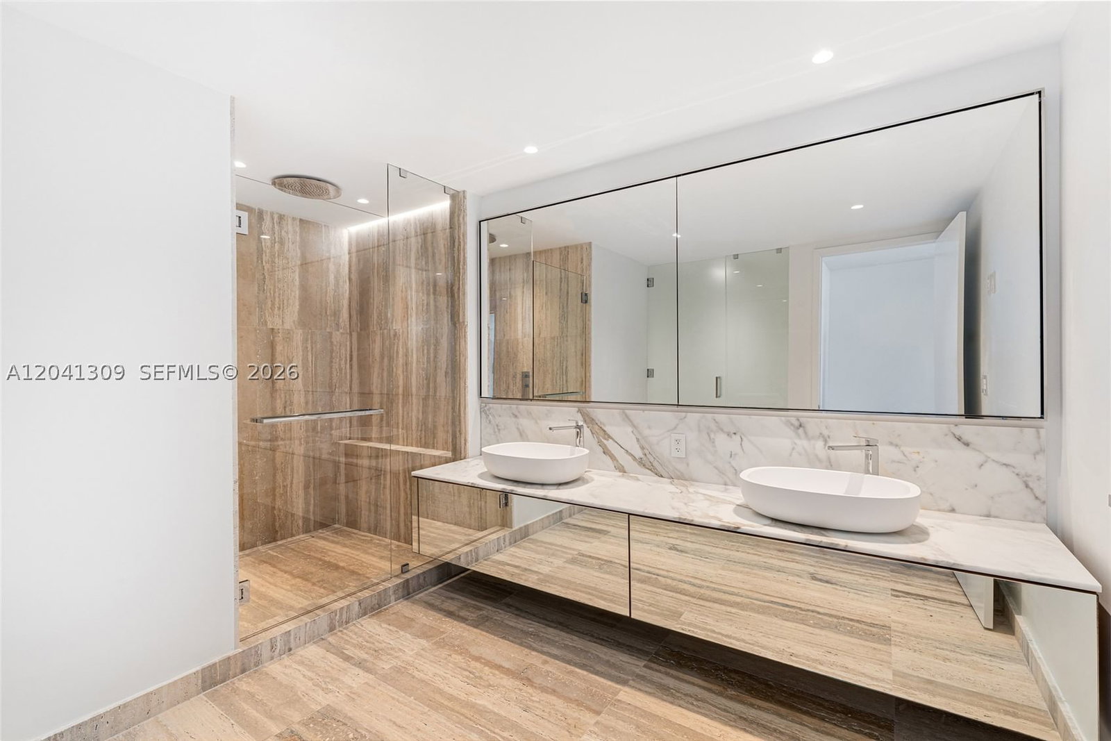 Real estate property located at 10201 Collins Ave #906, Miami-dade, Oceana Bal Harbour Condo, Bal Harbour, FL