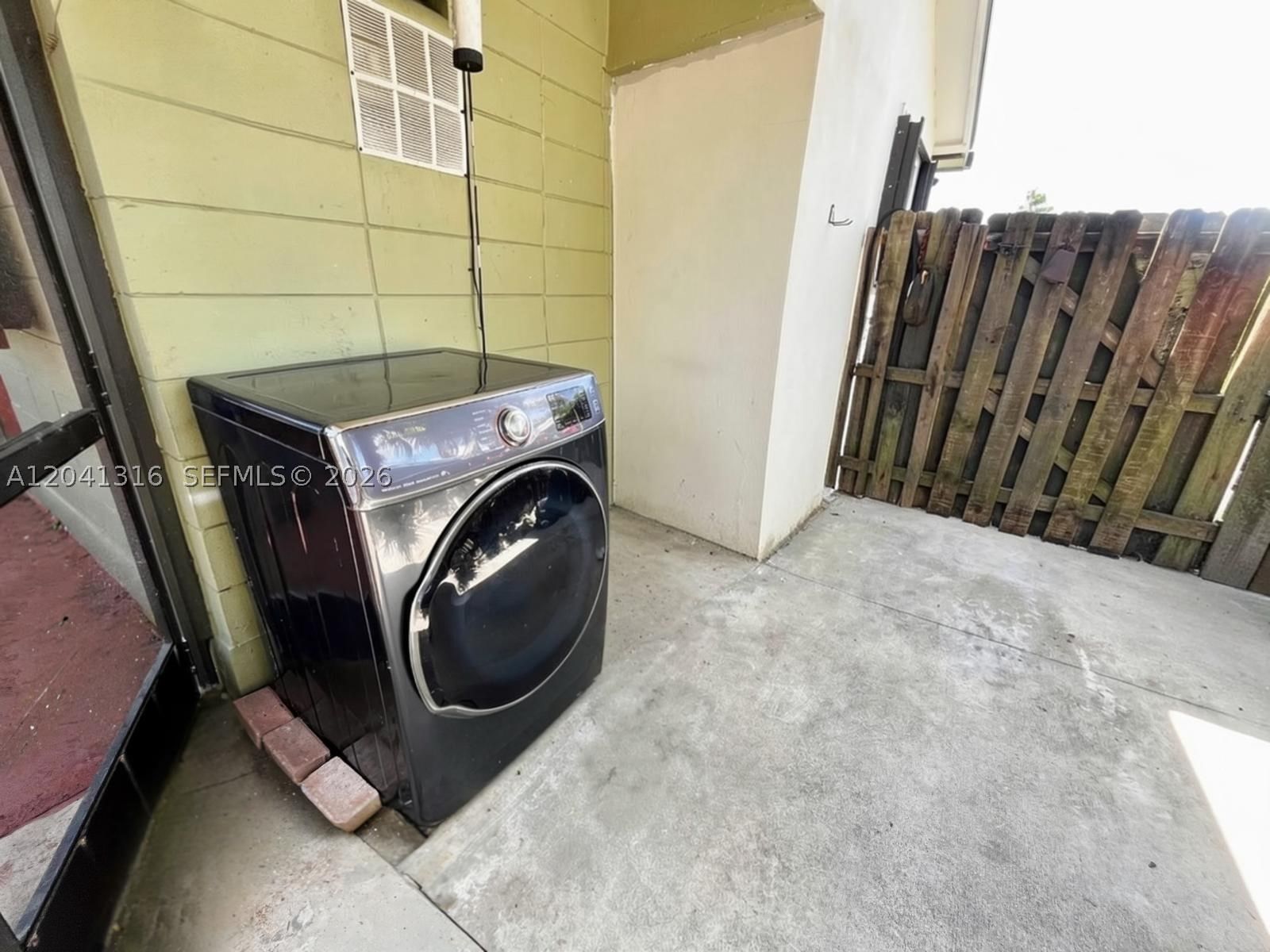 Real estate property located at 10015 213th Ter, Miami-dade, Cutler Ridge Sec 7, Cutler Bay, FL