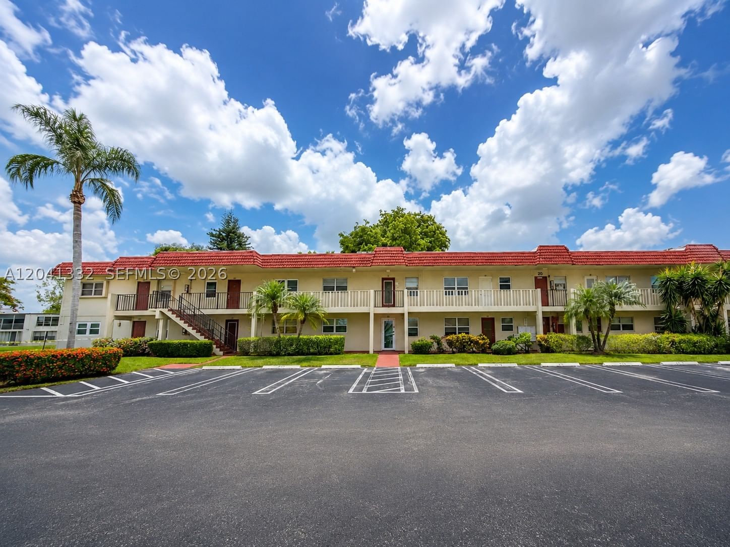 Real estate property located at 20 Abbey Ln #101, Palm Beach, Villages Of Oriole Abbey, Delray Beach, FL