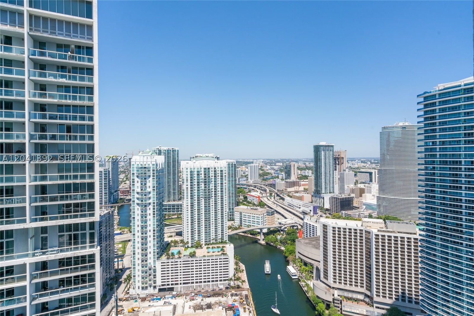 Real estate property located at 475 BRICKELL AVE #4715, Miami-dade, Iconbrickell Condo No 1, Miami, FL