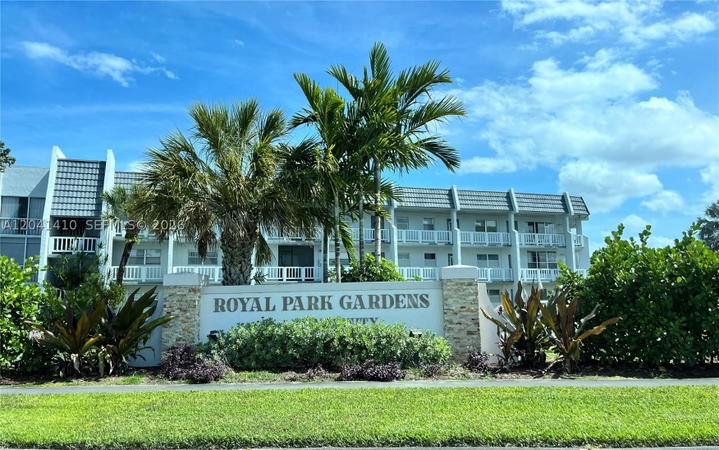 Real estate property located at 6550 Royal Palm Blvd #105A, Broward, Royal Park Gardens I-a Co, Margate, FL