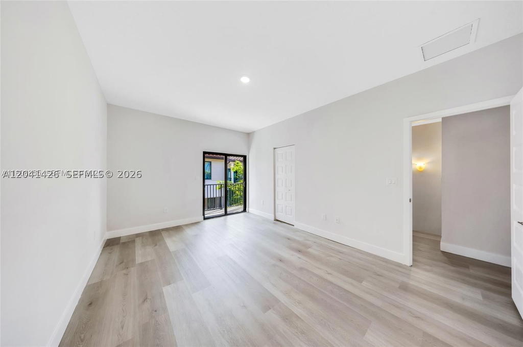 Real estate property located at 4856 83rd Pkwy, Miami-dade, Downtown Doral South Phas, Doral, FL