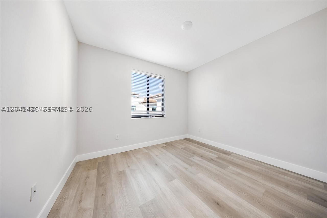 Real estate property located at 4856 83rd Pkwy, Miami-dade, Downtown Doral South Phas, Doral, FL
