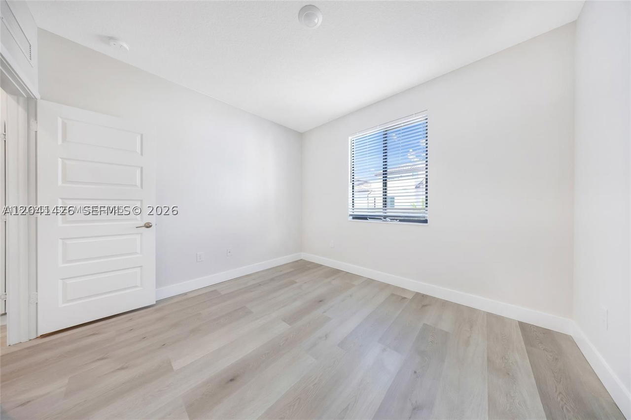 Real estate property located at 4856 83rd Pkwy, Miami-dade, Downtown Doral South Phas, Doral, FL
