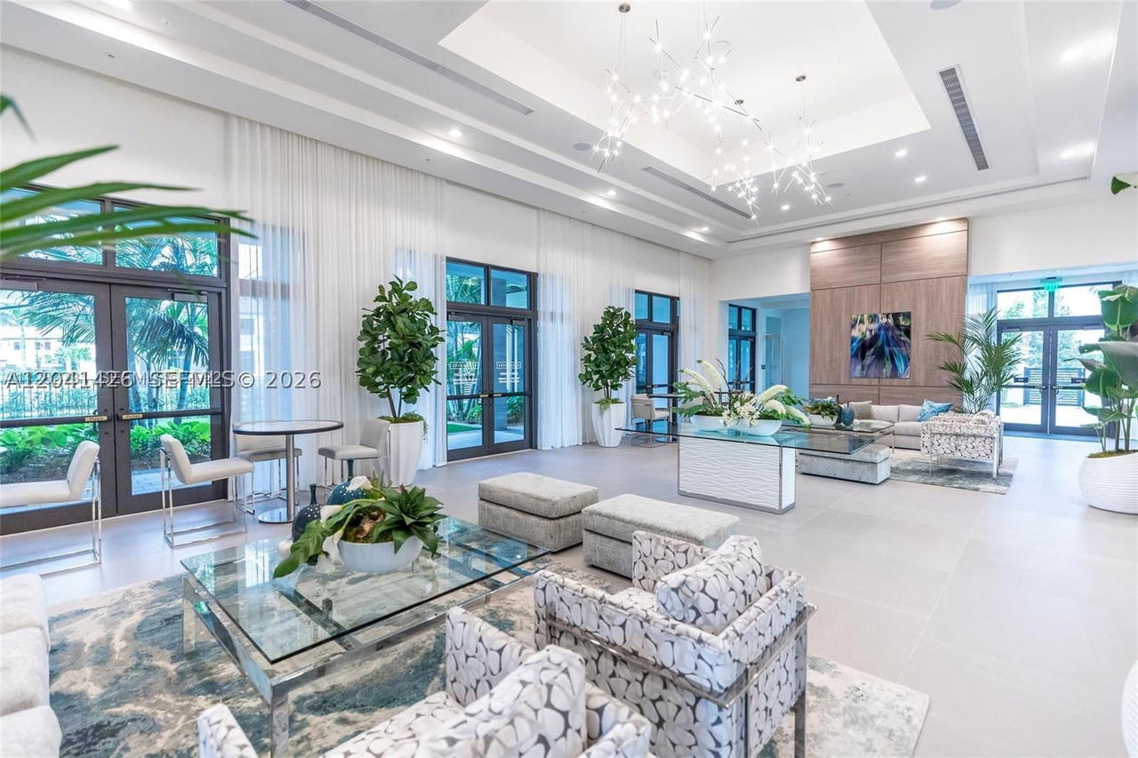 Real estate property located at 4856 83rd Pkwy, Miami-dade, Downtown Doral South Phas, Doral, FL