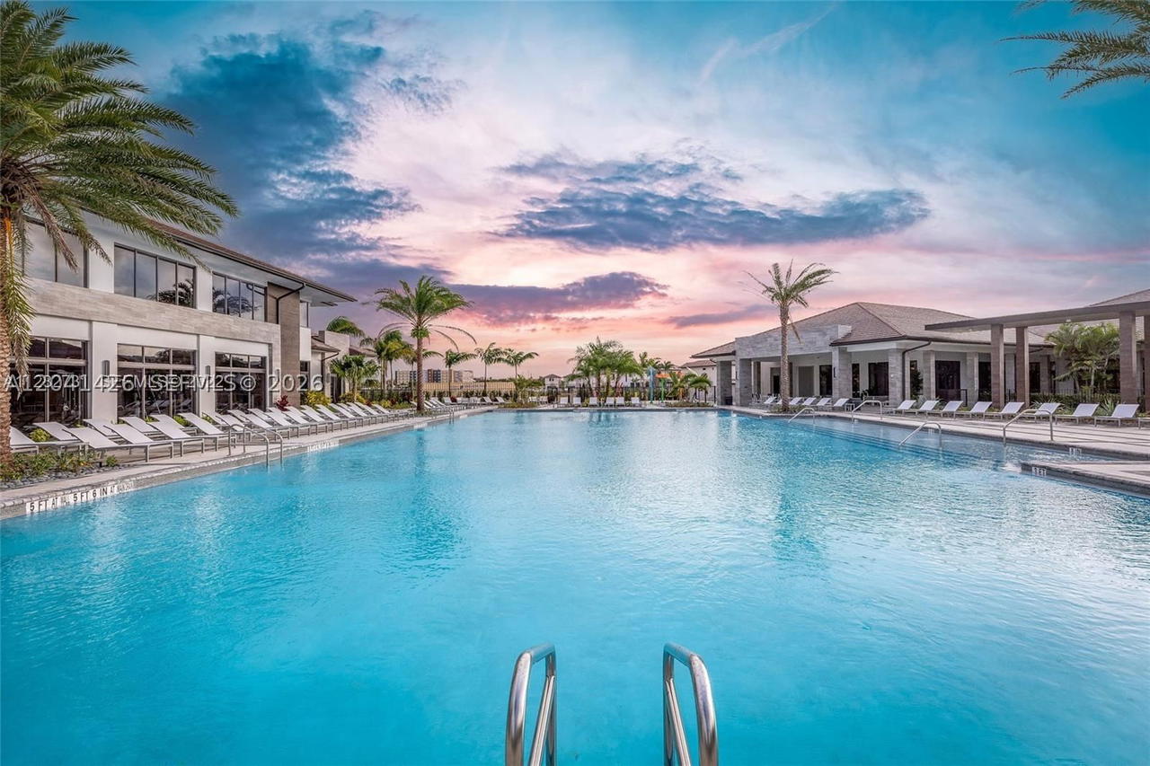 Real estate property located at 4856 83rd Pkwy, Miami-dade, Downtown Doral South Phas, Doral, FL