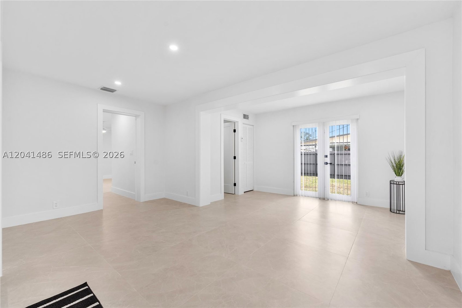 Real estate property located at 12370 190th Ter, Miami-dade, So Miami Heights Addn E, Miami, FL