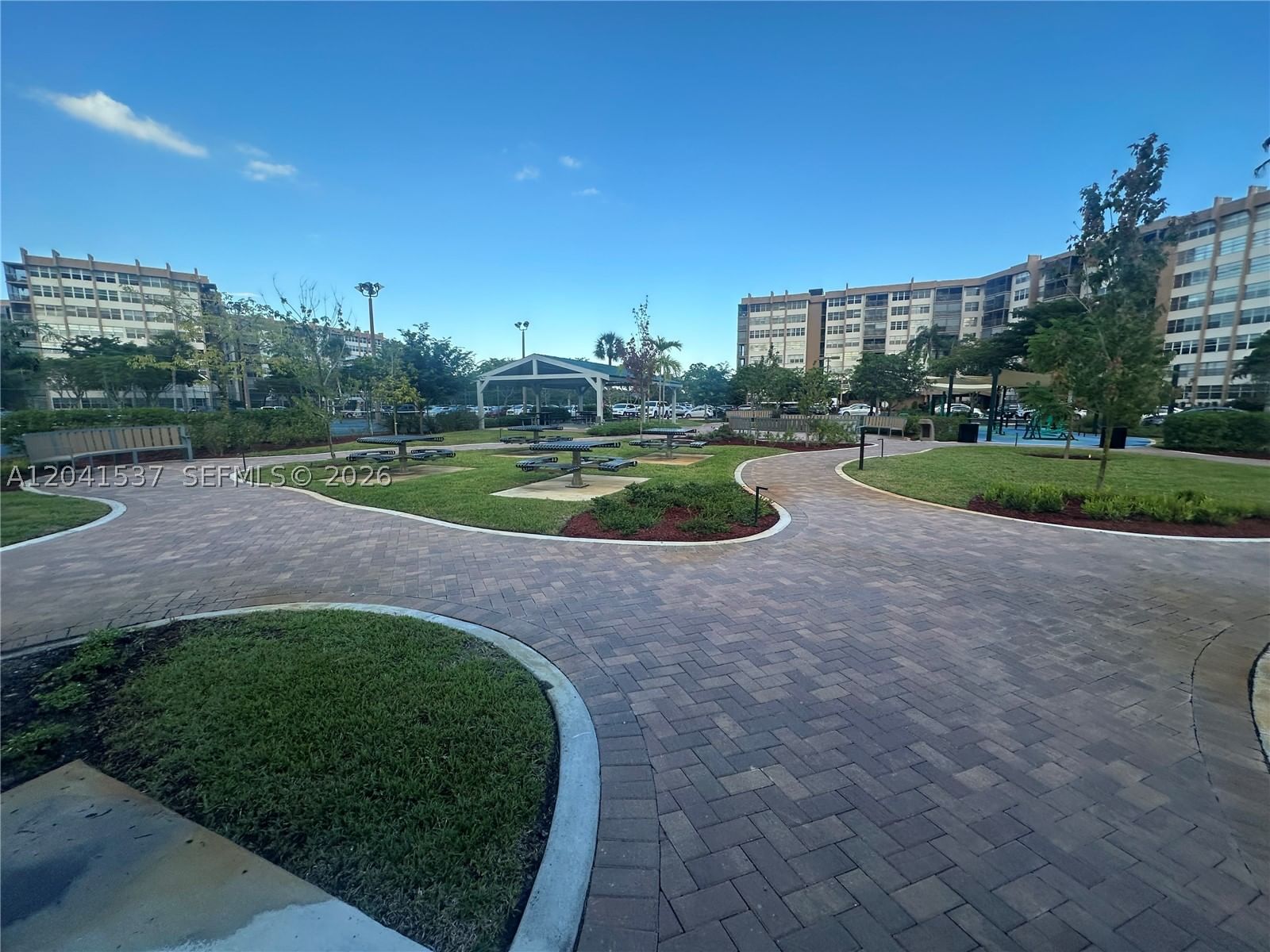 Real estate property located at 1200 Saint Charles Pl #618, Broward, Park Place Condominium No, Pembroke Pines, FL