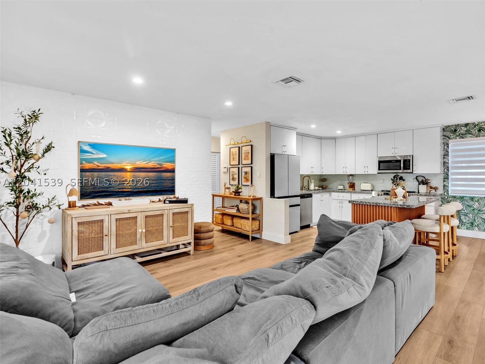 Real estate property located at 20210 106th Ct, Miami-dade, Benson Manor, Cutler Bay, FL