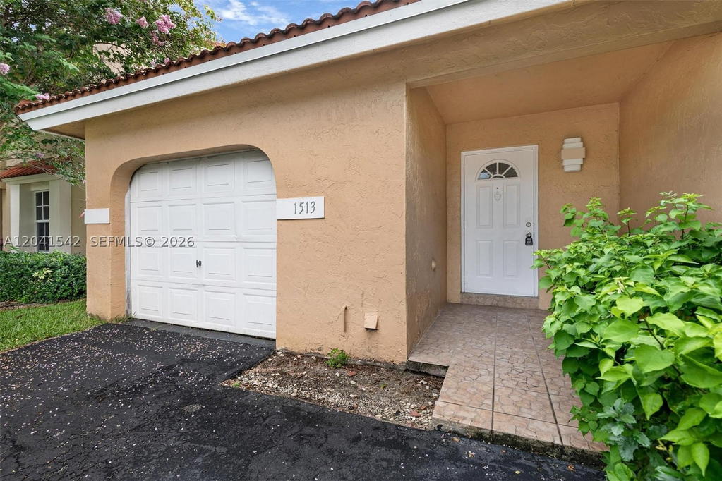 Real estate property located at 1513 Garden Rd, Broward, Country Isles Garden Home, Weston, FL