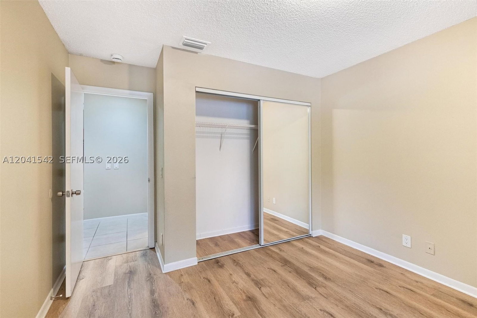 Real estate property located at 1513 Garden Rd, Broward, Country Isles Garden Home, Weston, FL