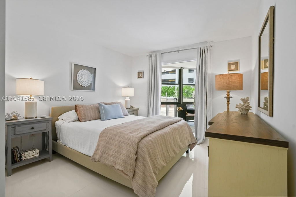 Real estate property located at 6423 Collins Ave #203, Miami-dade, Mar Del Plata Condo, Miami Beach, FL