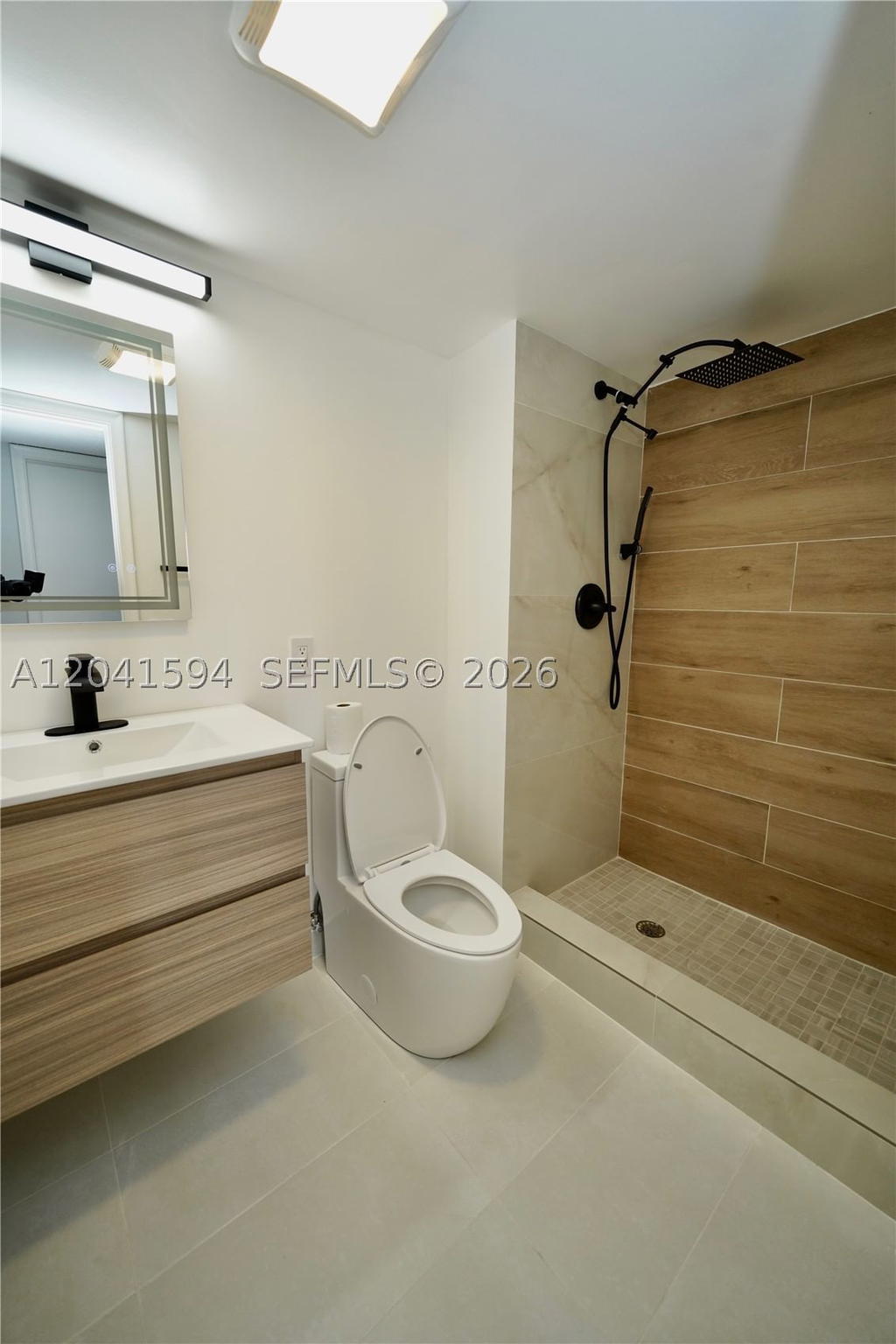 Real estate property located at 2551 Aragon Blvd #310, Broward, Aragon Phase 1a Condo, Sunrise, FL