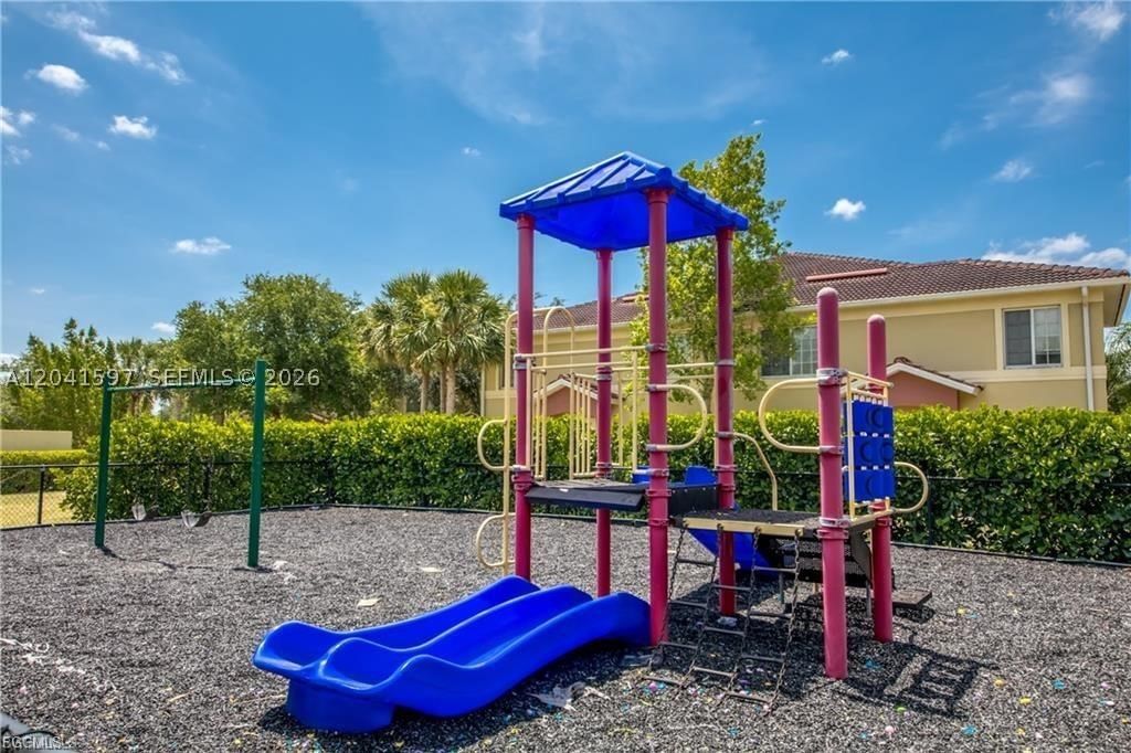Real estate property located at 9470 Ivy Brook Run #803, Lee, Village Of Stoneybrook, Fort Myers, FL