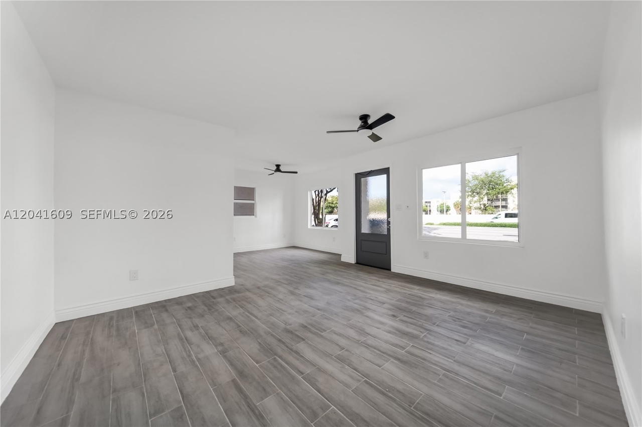 Real estate property located at 2440 31st Ave, Broward, Golden Ridge Add, Fort Lauderdale, FL