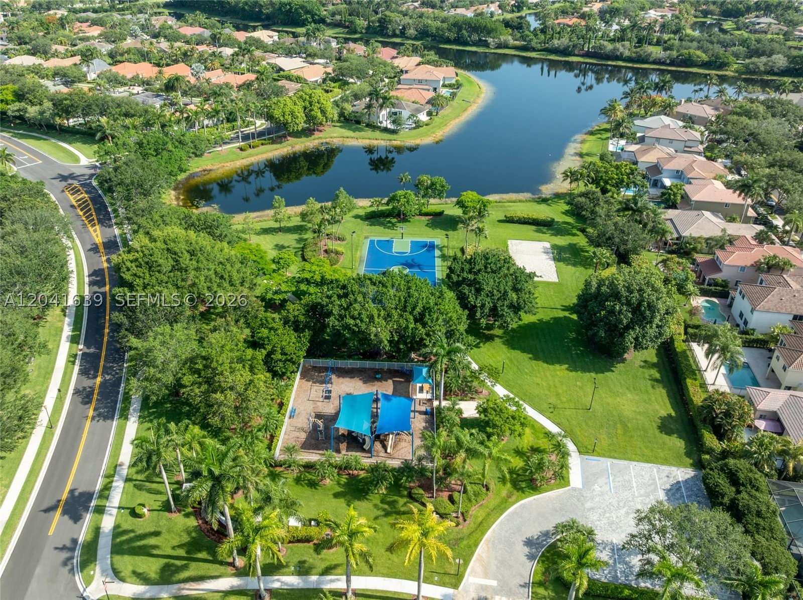 Real estate property located at 1136 Ginger Cir, Broward, Jasmine Island, Weston, FL