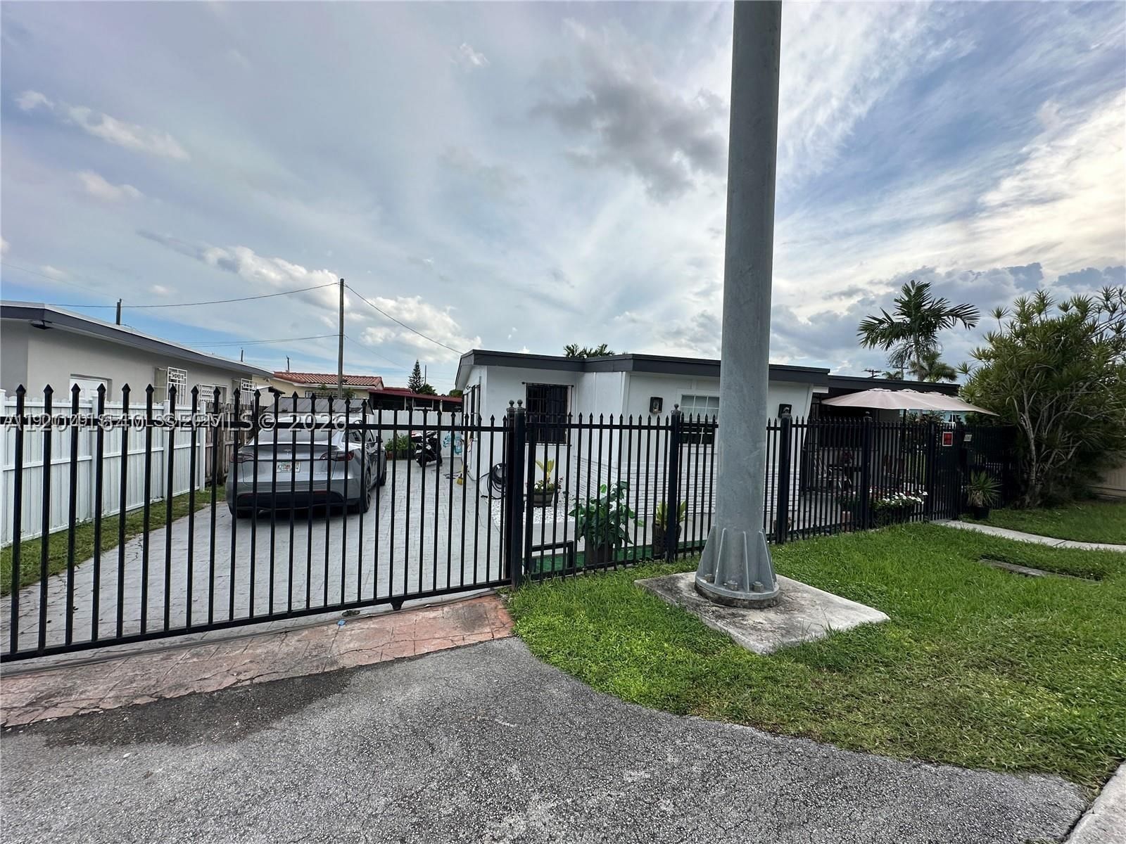 Real estate property located at 6060 7th St, Miami-dade, West Flagler Pk Sec B, Miami, FL