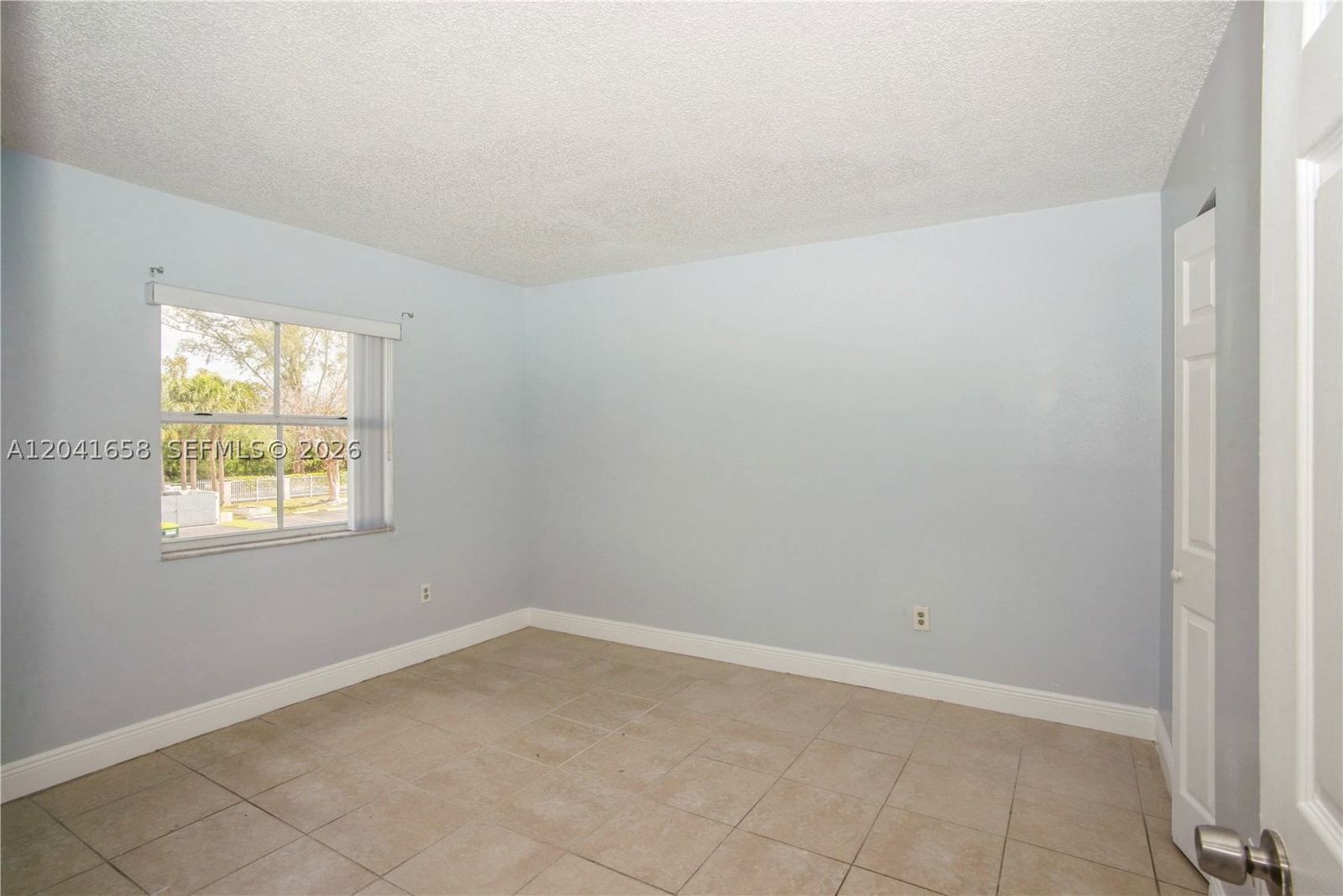 Real estate property located at 8200 210th St #111, Miami-dade, Saga Bay Gardens Condo, Cutler Bay, FL