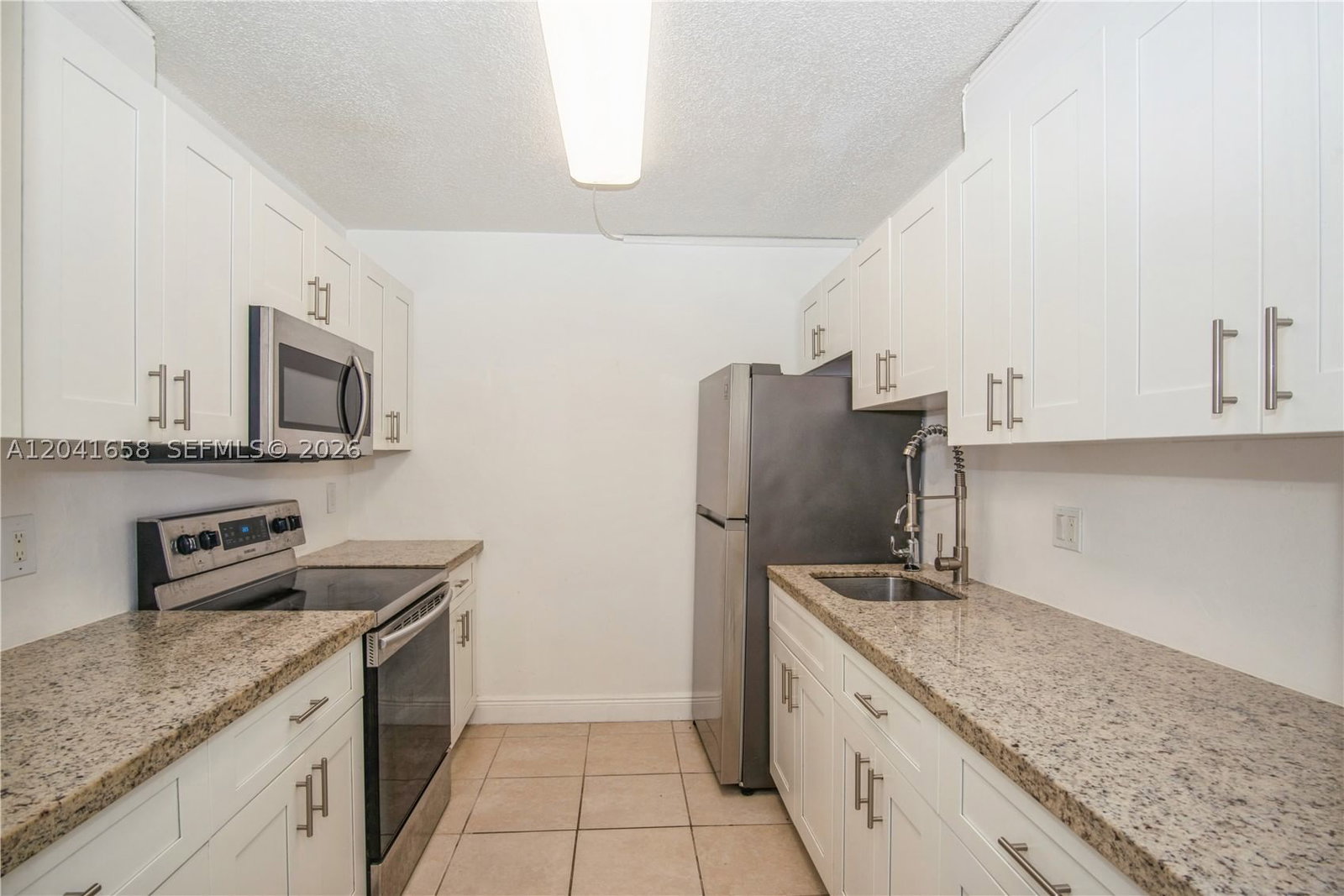 Real estate property located at 8200 210th St #111, Miami-dade, Saga Bay Gardens Condo, Cutler Bay, FL