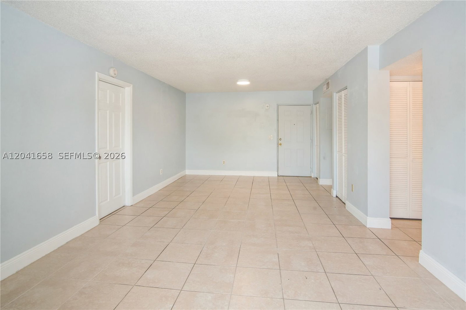 Real estate property located at 8200 210th St #111, Miami-dade, Saga Bay Gardens Condo, Cutler Bay, FL