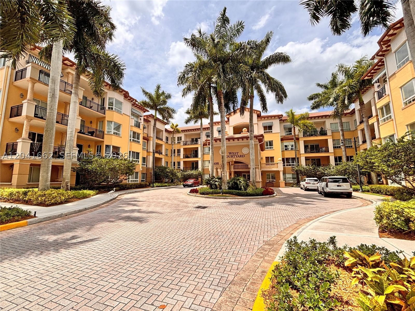 Real estate property located at 16101 Emerald Estates Dr #155, Broward, Weston 55 Plus Condo, Weston, FL