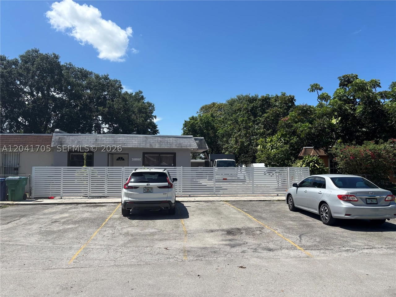Real estate property located at 21122 39th Ave, Miami-dade, Vista Townhouse Sec C, Miami Gardens, FL