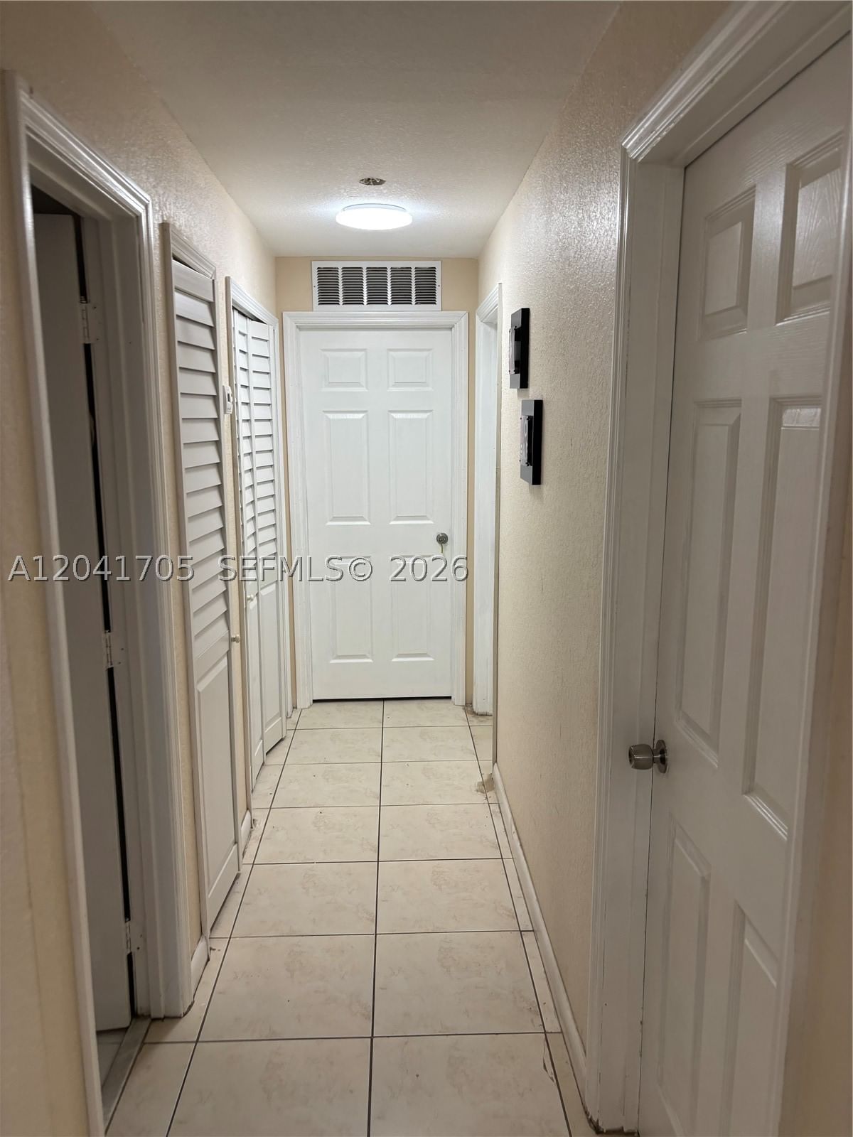 Real estate property located at 21122 39th Ave, Miami-dade, Vista Townhouse Sec C, Miami Gardens, FL