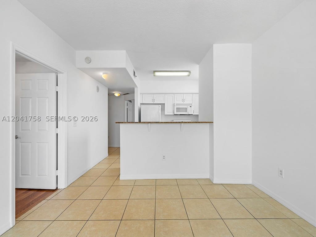 Real estate property located at 215 42nd Ave #810, Miami-dade, Lejeune Plaza Condo, Miami, FL