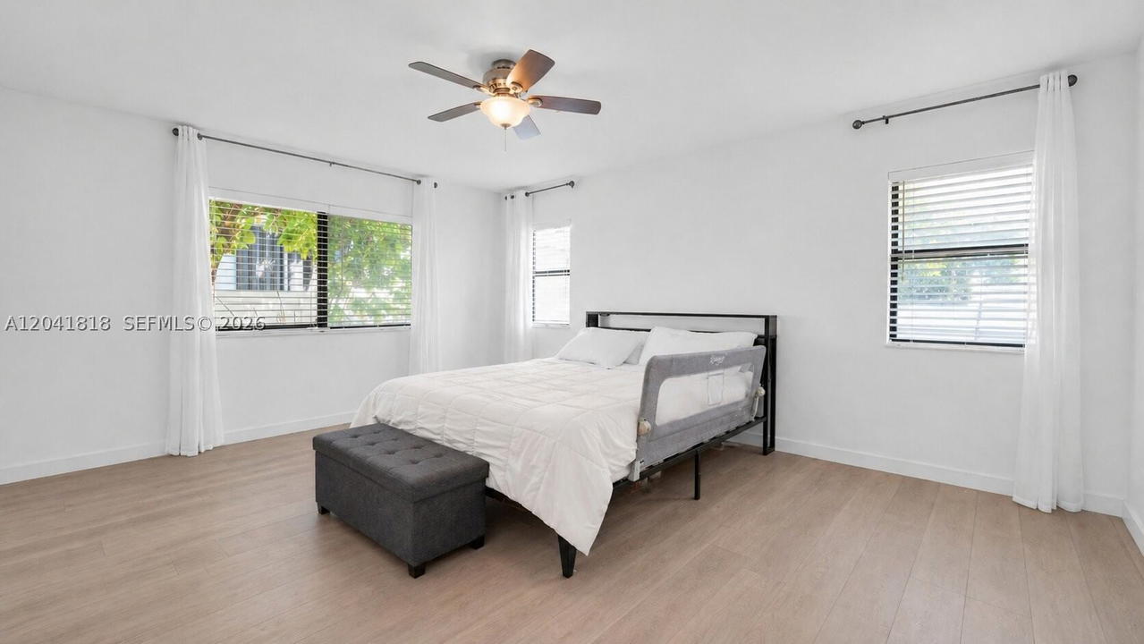 Real estate property located at 1704 Rodman St, Broward, Hollywood South Side Add, Hollywood, FL