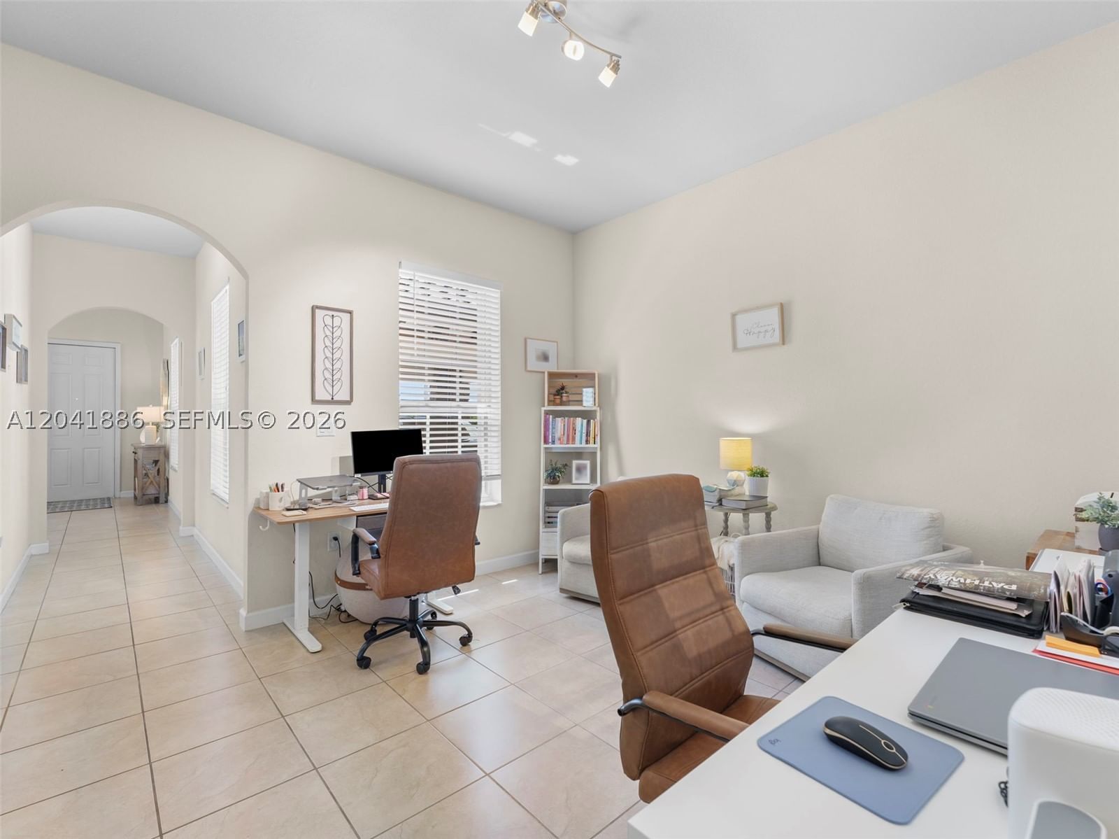 Real estate property located at 9171 172nd Ave, Miami-dade, Kendall Commons Residenti, Miami, FL