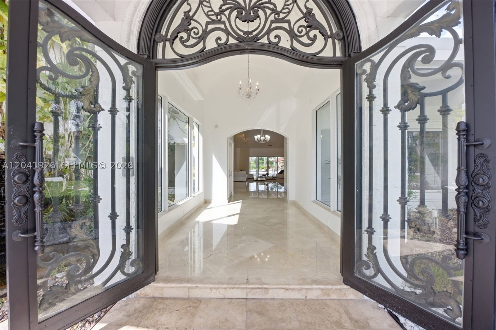 Real estate property located at 16170 Saddle Ln, Broward, Bonaventure, Weston, FL
