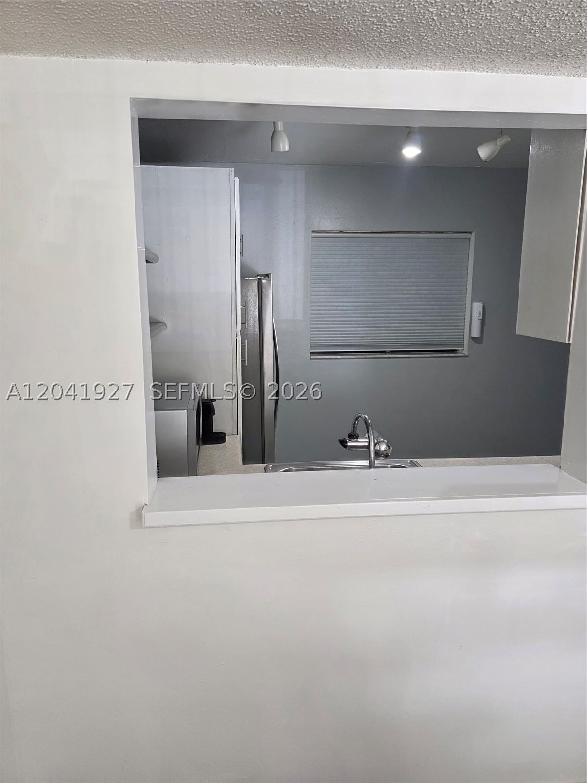 Real estate property located at 8065 107th Ave #202, Miami-dade, The Horizons Condo #5, Miami, FL