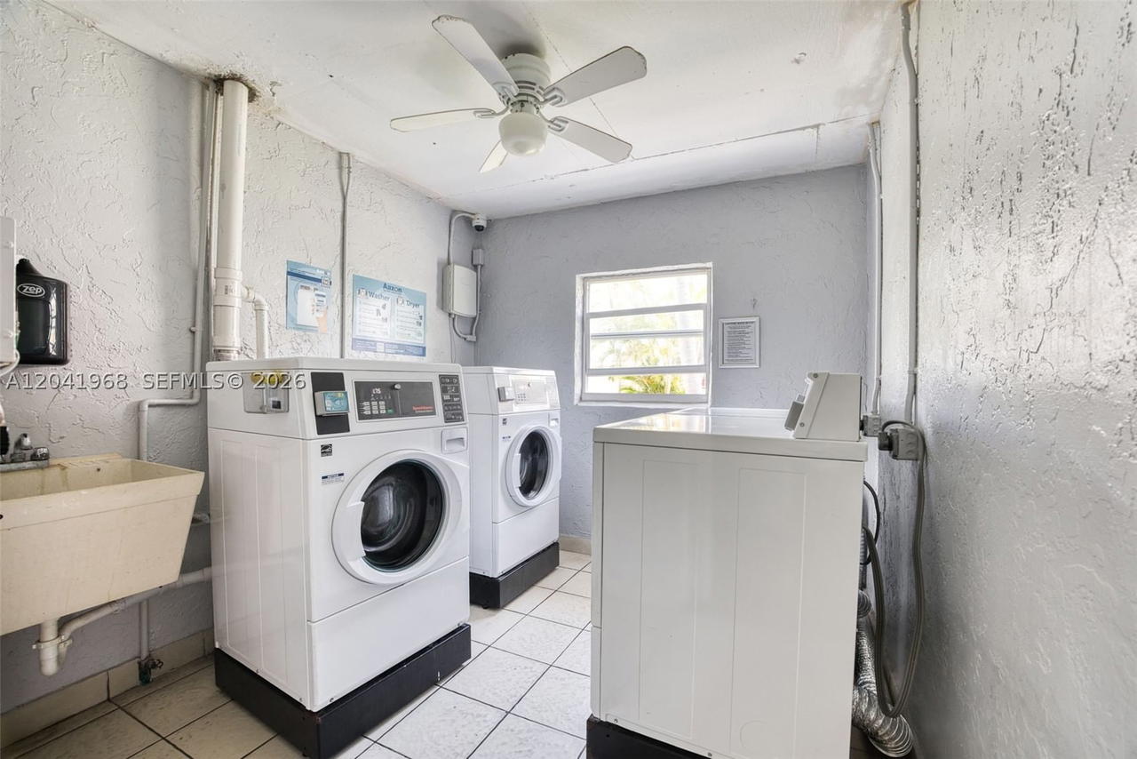 Real estate property located at 100 Edgewater Dr #142, Miami-dade, Waters Edge Of Coral Gabl, Coral Gables, FL
