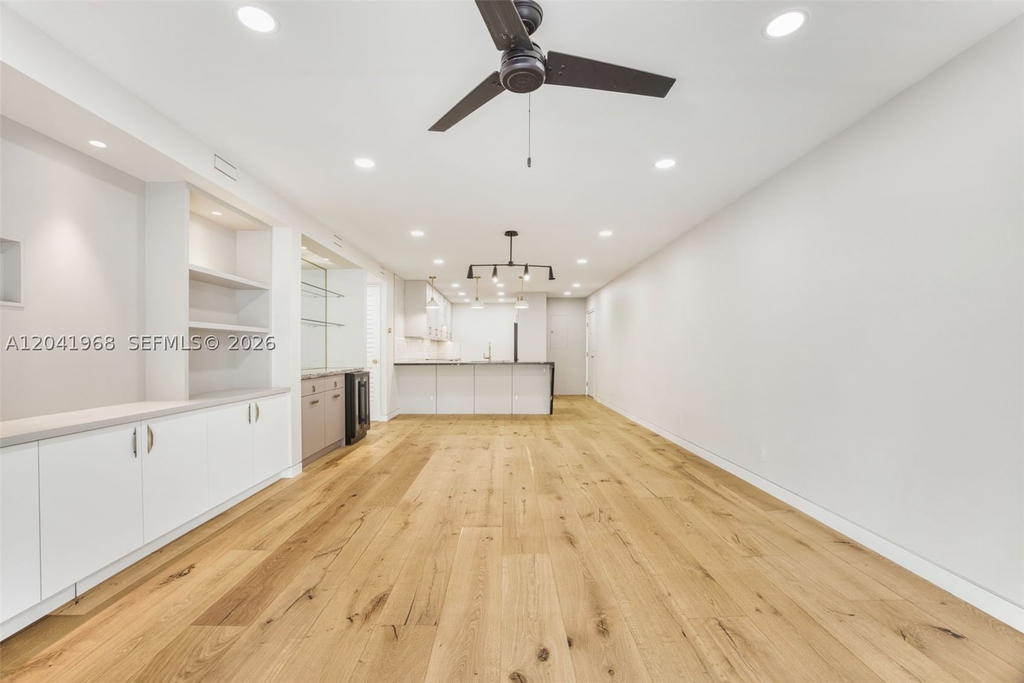 Real estate property located at 100 Edgewater Dr #142, Miami-dade, Waters Edge Of Coral Gabl, Coral Gables, FL